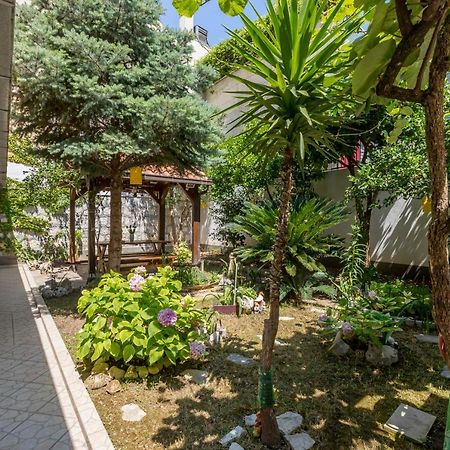 Studio Apartment Paradise Garden Split Luaran gambar